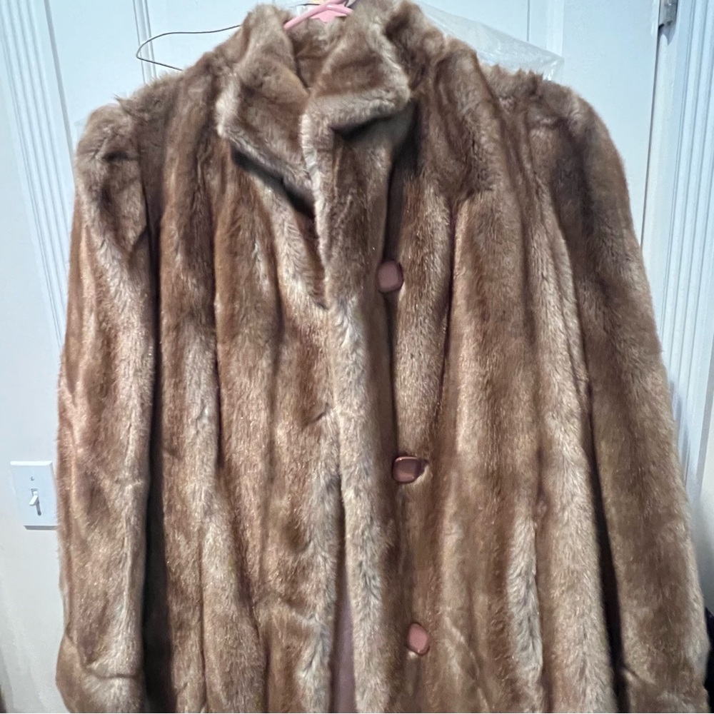 Elegant Faux Fur Teddy Jacket in Brown